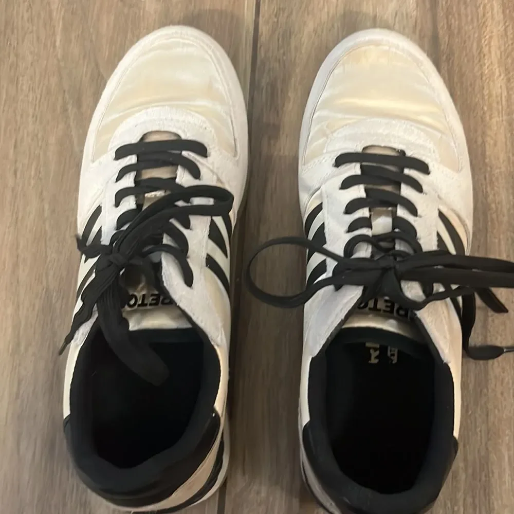 Worn once Tretorn Loyola 2 size 8.5 great condition! - Picture 2 of 8